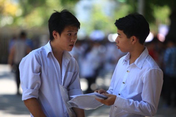 Ngày 1 8, thí sinh bắt đầu đăng ký xét tuyển vào ĐH, CĐ năm 2015